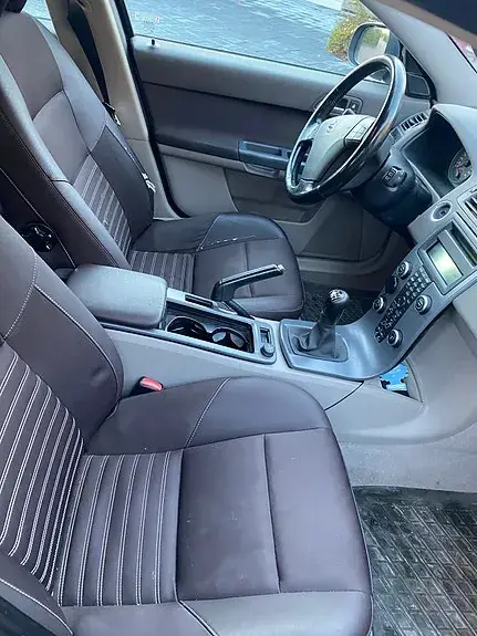 Volvo V50 2010 photo 5