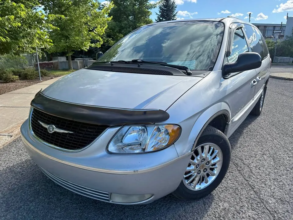 Chrysler Town & Country