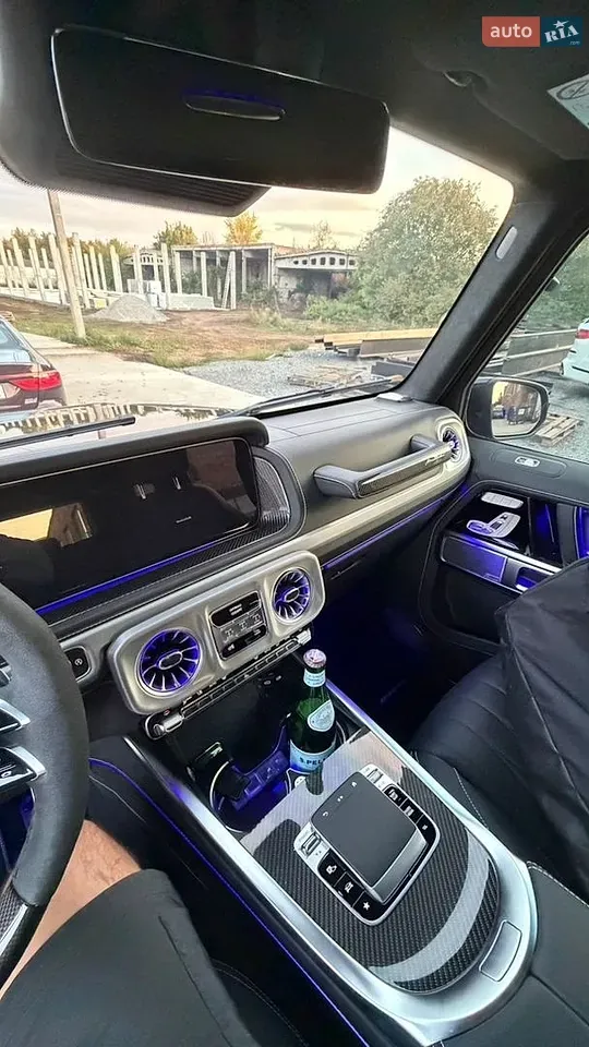 Mercedes-Benz G-Class 2025 photo 5