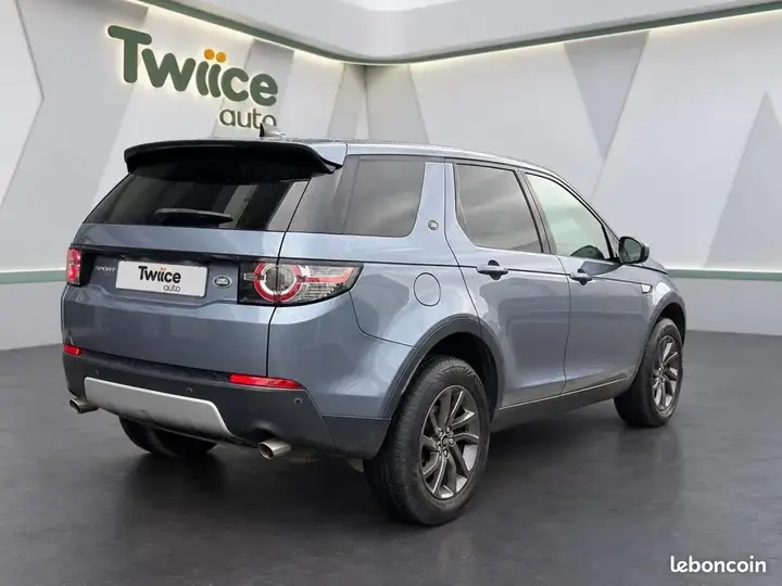 Land Rover Discovery Sport 2017 photo 5