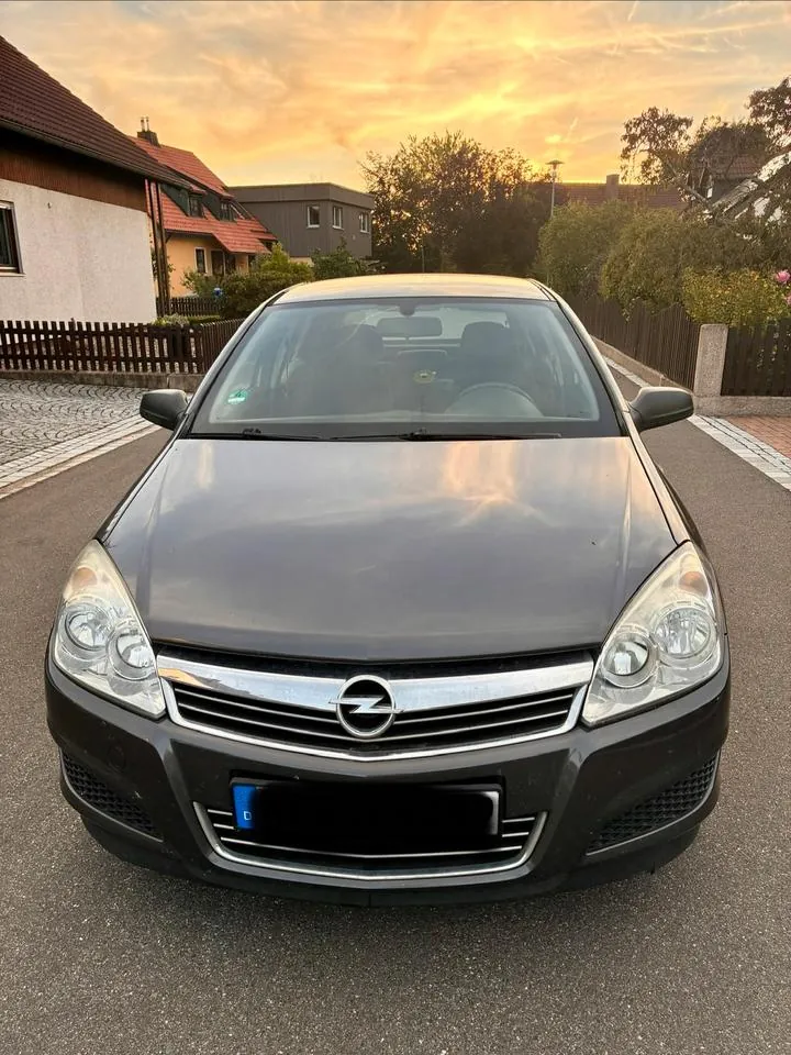 Opel Astra H