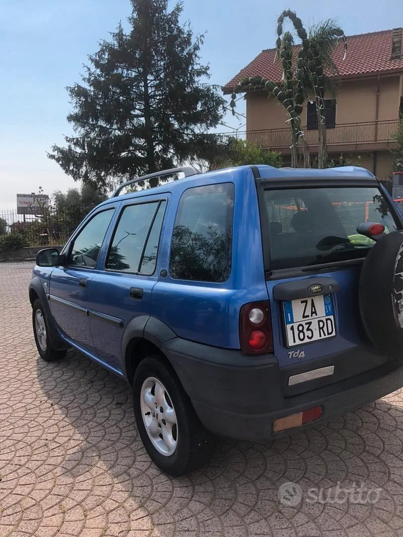 Land Rover Freelander 2003 photo 3