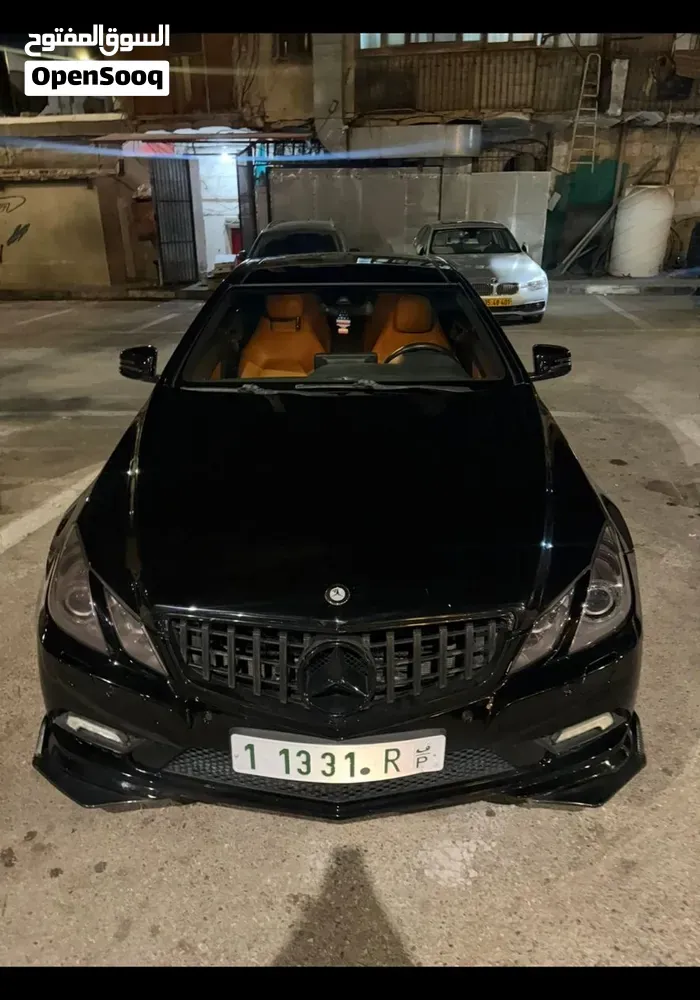 Mercedes-Benz E-Class 2011 photo 2