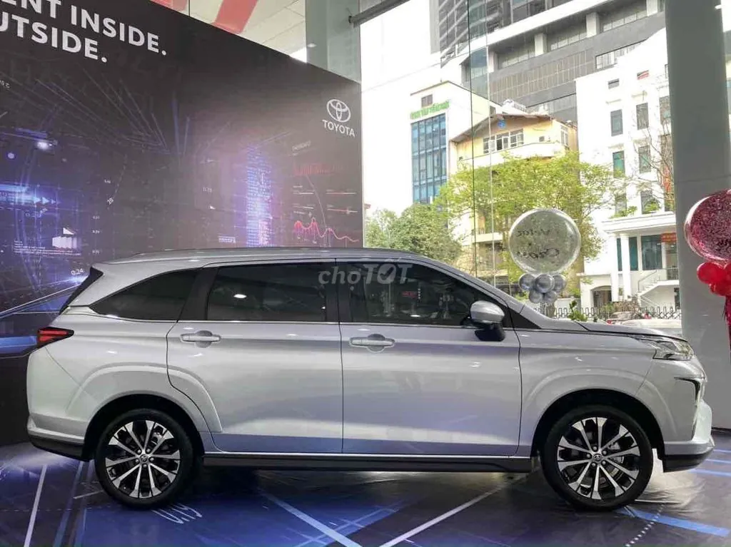 Toyota Veloz Cross 2026 photo 3