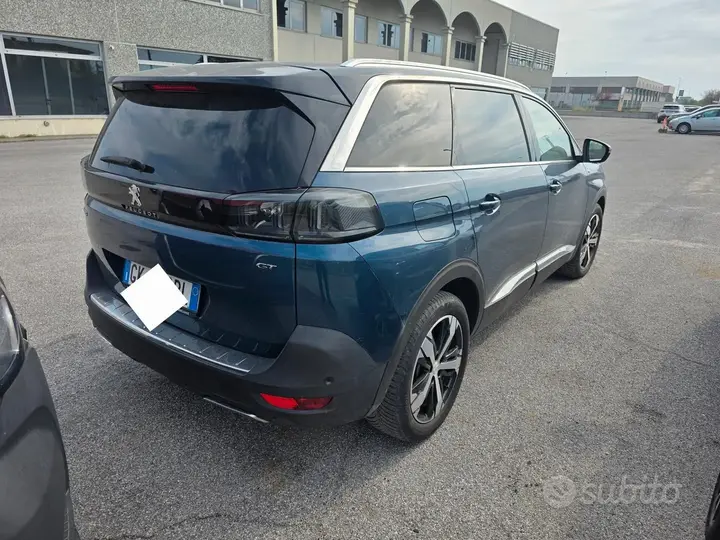 Peugeot 5008 2022 photo 5