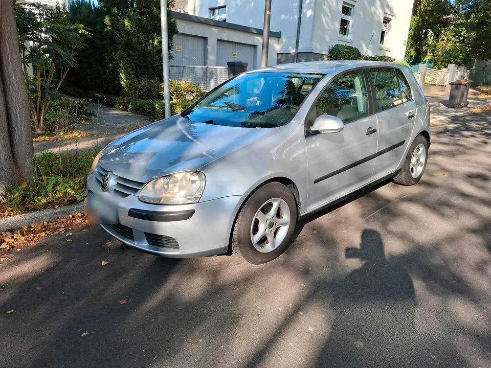 Volkswagen Golf V