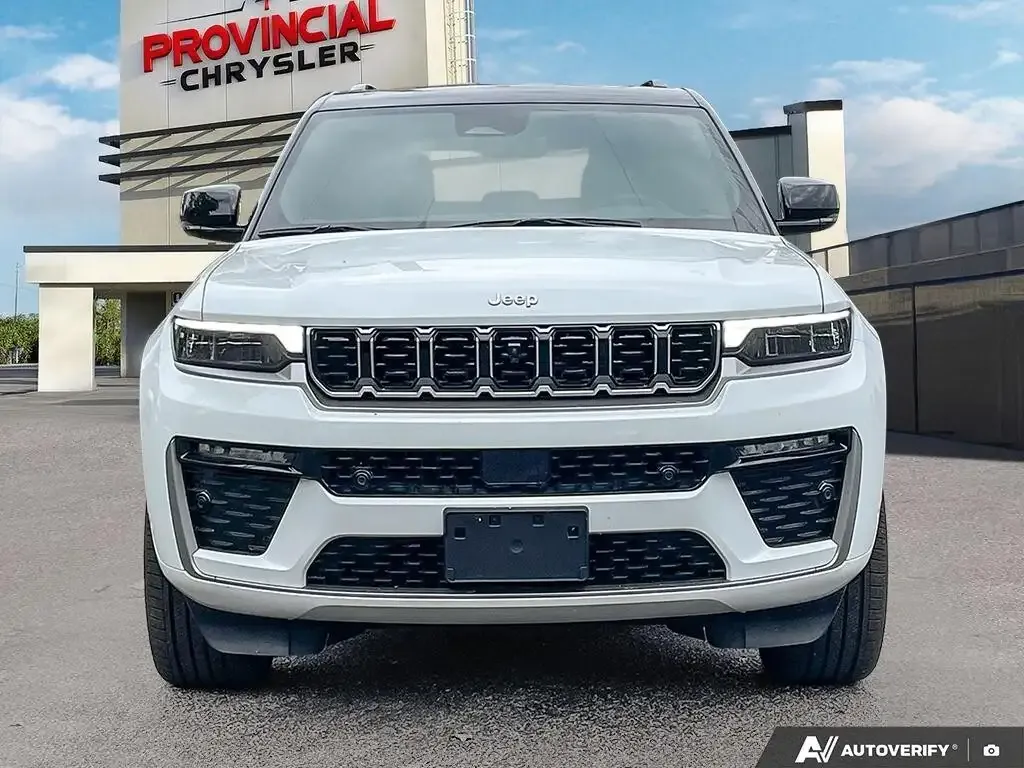 Jeep Grand Cherokee 2026 photo 2
