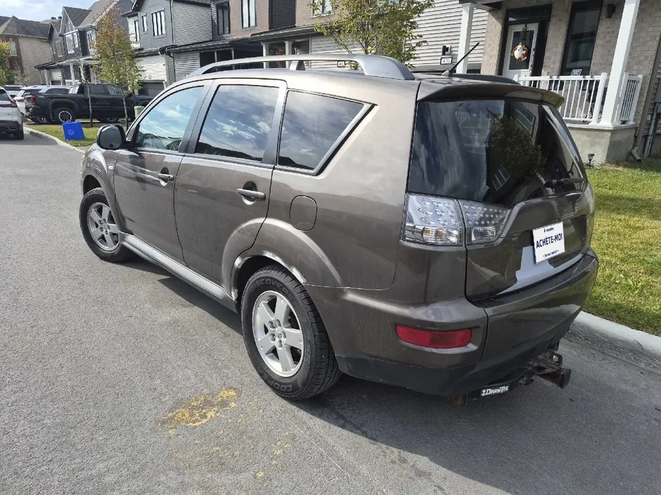 Mitsubishi Outlander 2010 photo 5