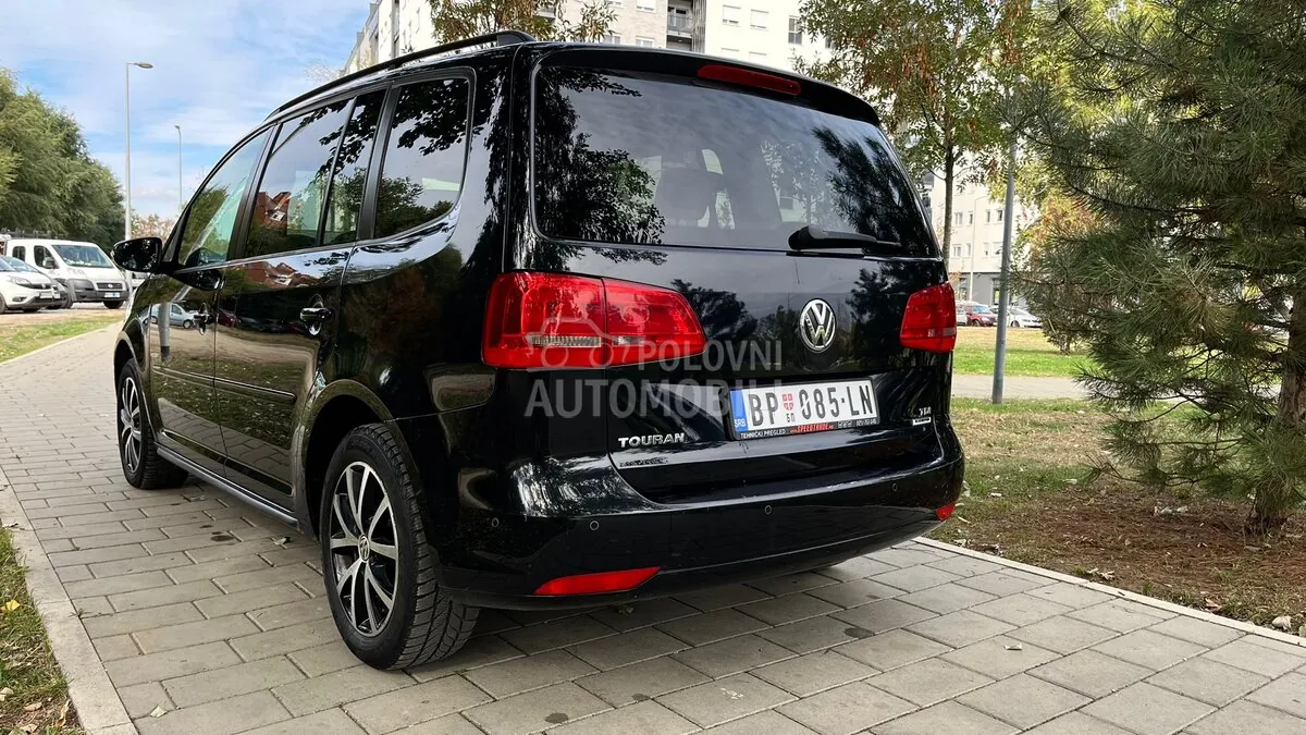 Volkswagen Touran 2015 photo 4