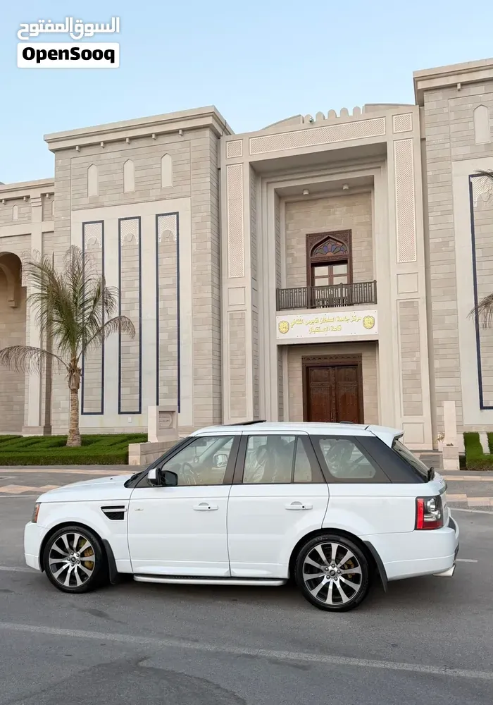 Land Rover Range Rover Sport 2011 photo 4