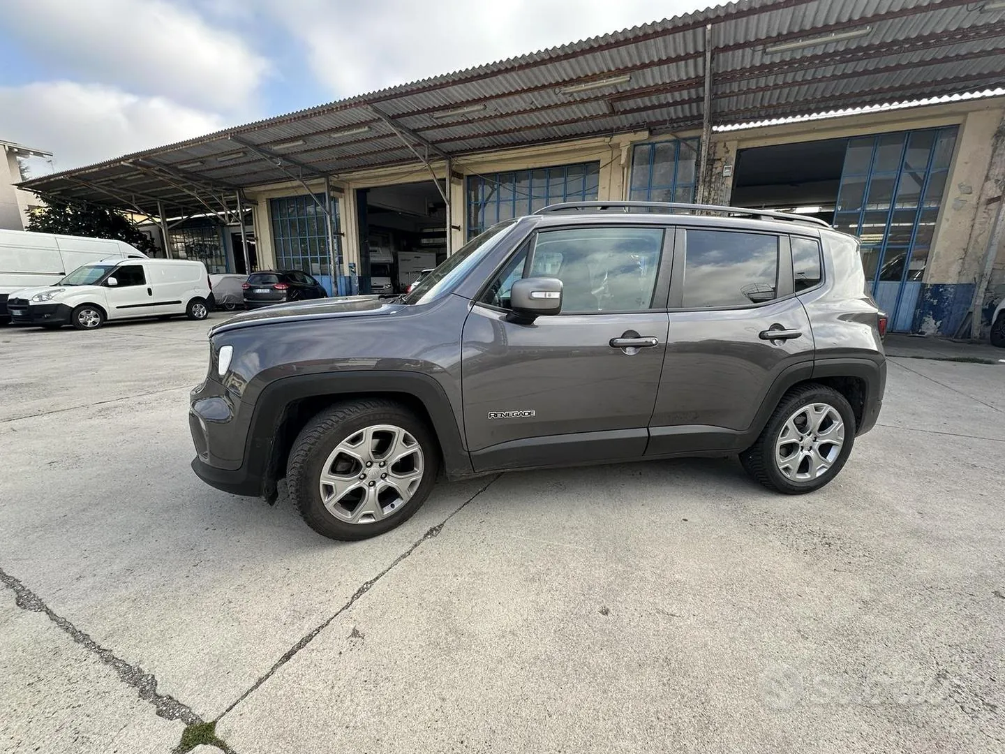 Jeep Renegade 2018 photo 2