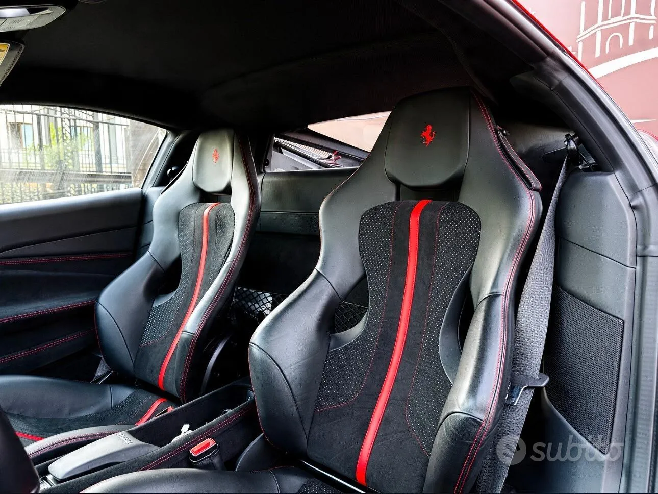 Ferrari F8 Tributo 2021 photo 4