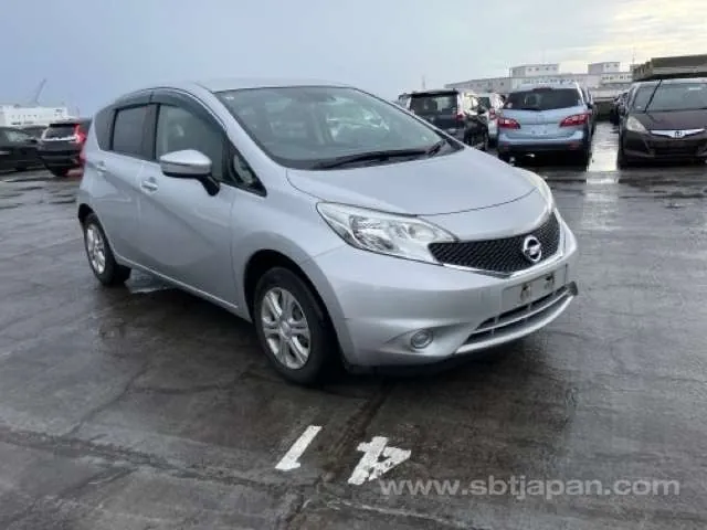 Nissan Note X