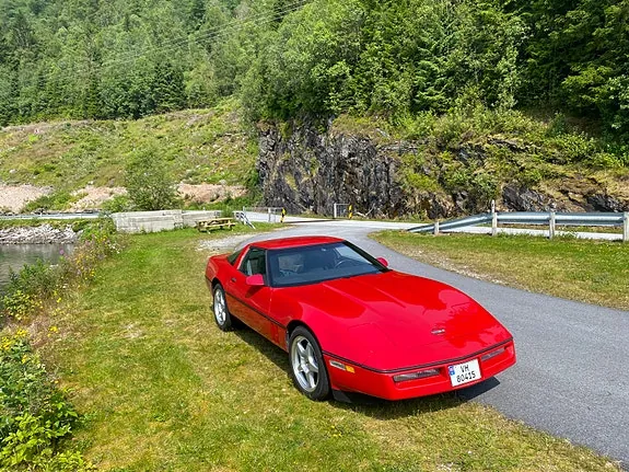 Chevrolet Corvette 1987 photo 4