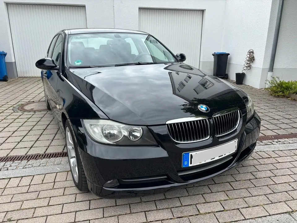 BMW 330I