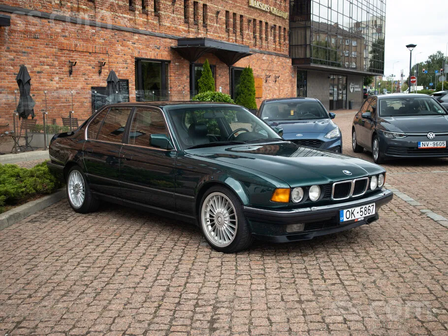 BMW 750
