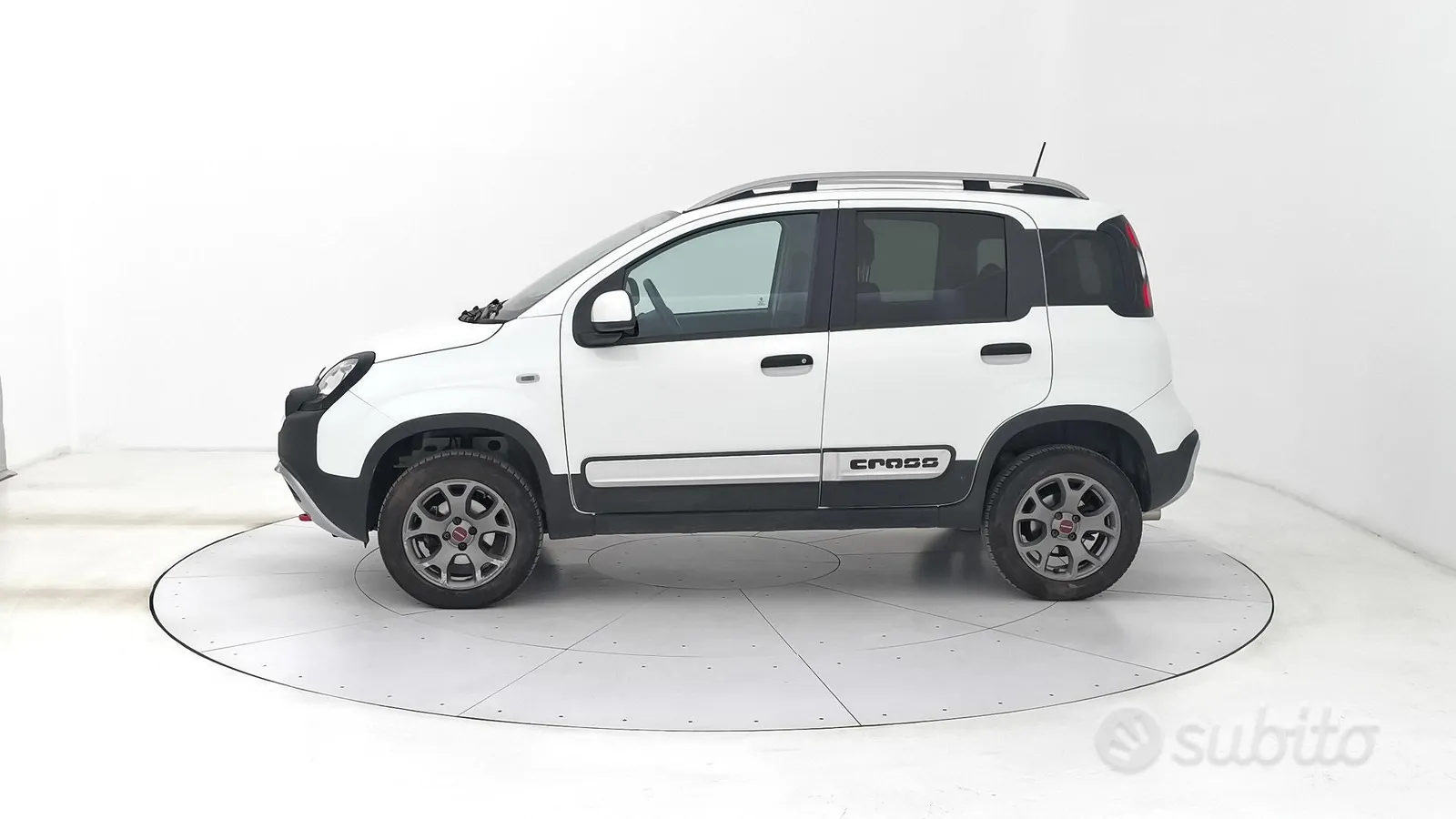 Fiat Panda 2023 photo 2