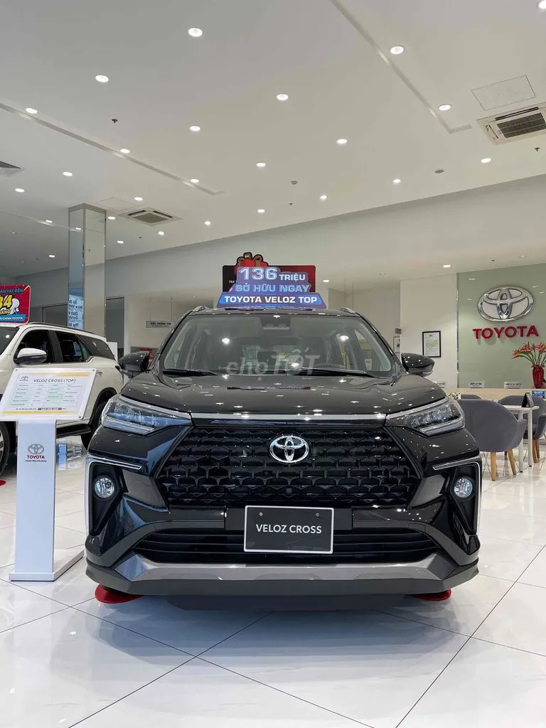 Toyota Veloz Cross