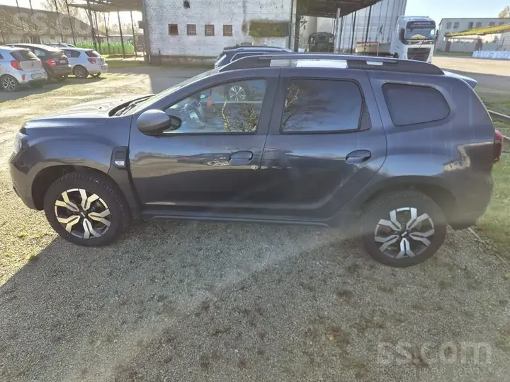 Dacia Duster 2023 photo 3