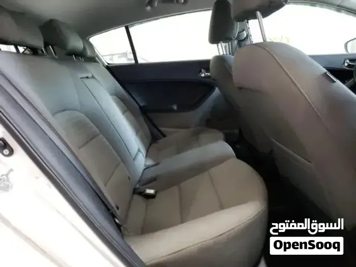 Kia Forte 2015 photo 4