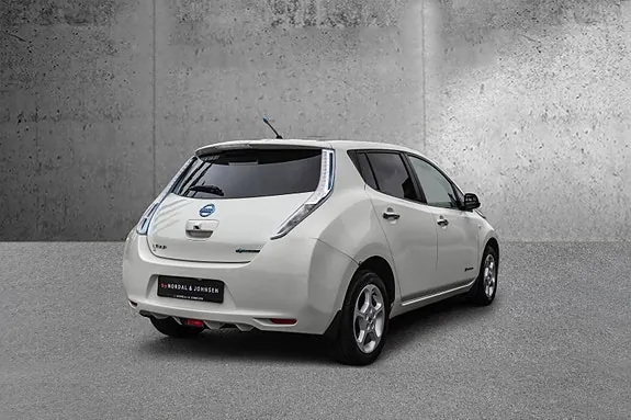 Nissan Leaf 2011 photo 5
