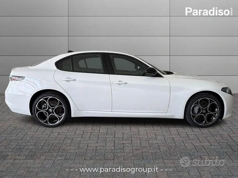 Alfa Romeo Giulia 2026 photo 5
