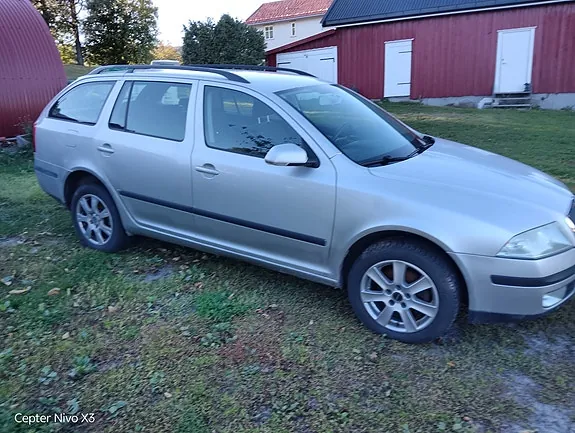 Skoda Octavia 2006 photo 3
