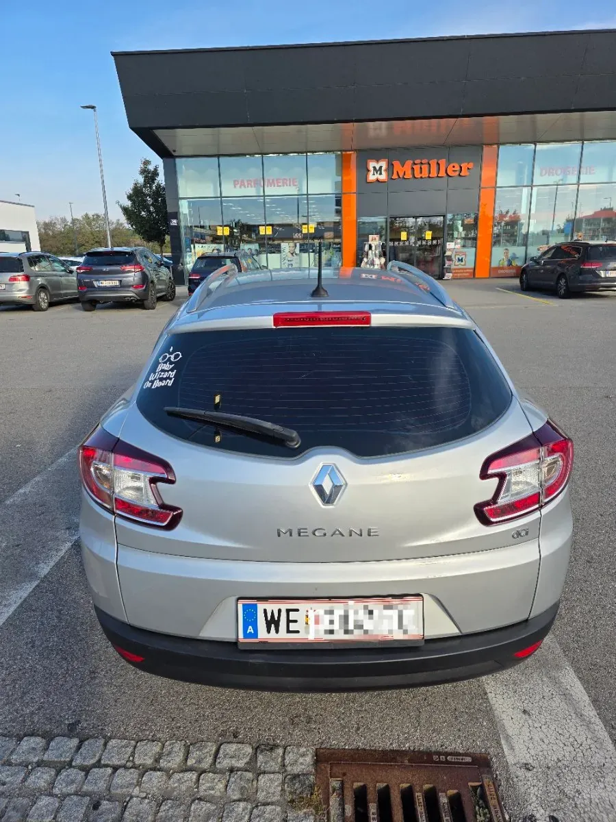 Renault Mégane 2013 photo 2