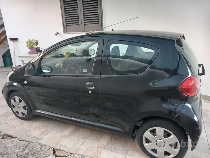 Toyota Aygo 2007 photo 2