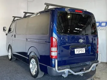 Toyota Hiace 2007 photo 5