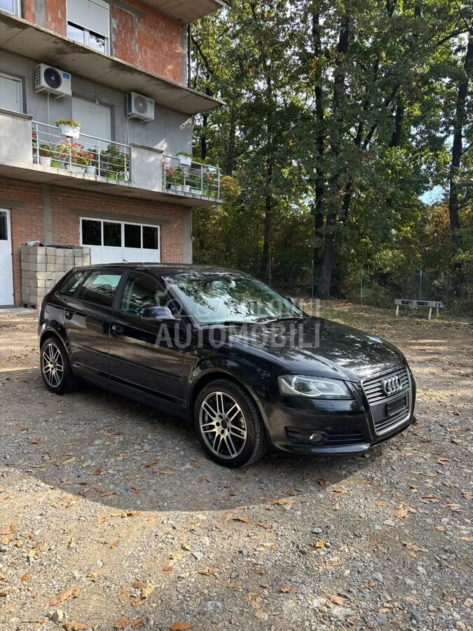 Audi A3 2010 photo 2