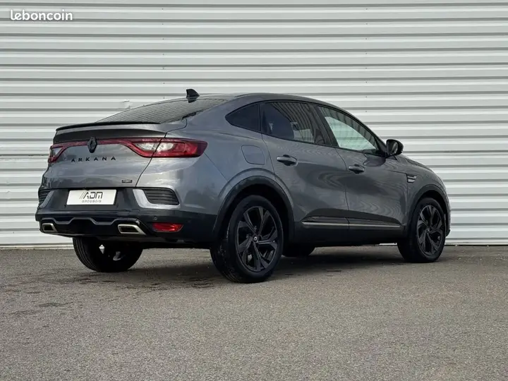 Renault Arkana 2023 photo 2