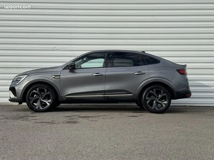 Renault Arkana 2023 photo 3