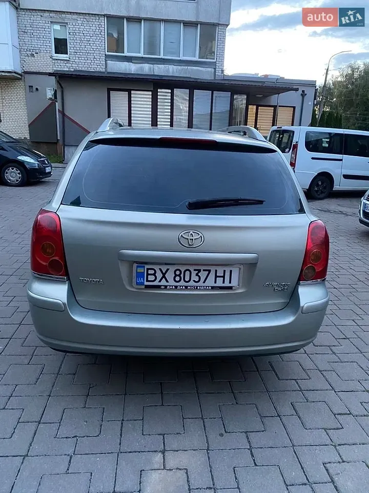 Toyota Avensis 2005 photo 5