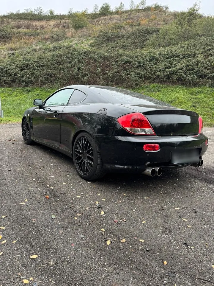 Hyundai Coupe