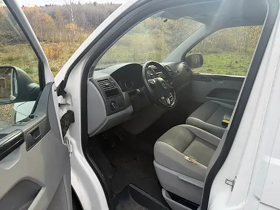 Volkswagen Transporter 2015 photo 3