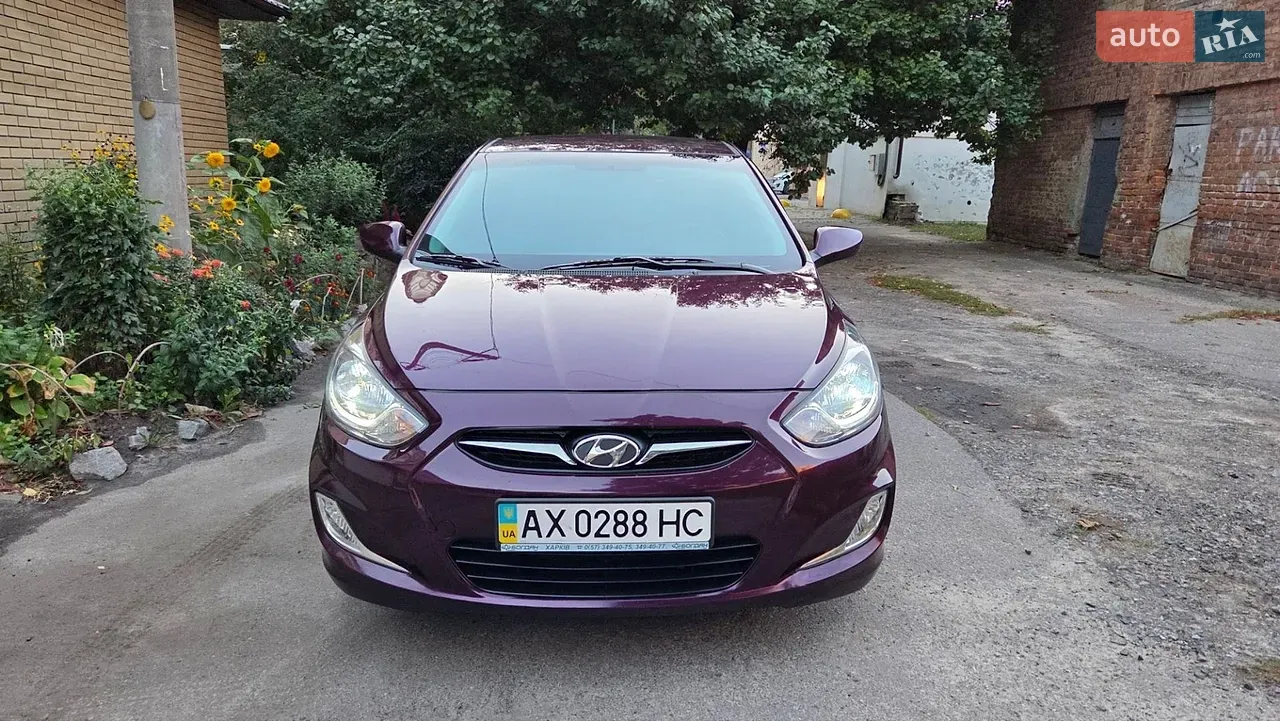 Hyundai Accent 2013 photo 2
