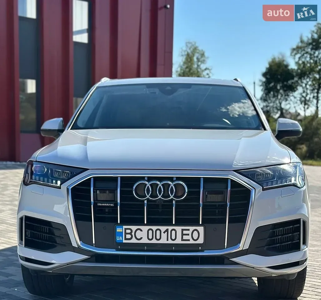Audi Q7 2023 photo 2