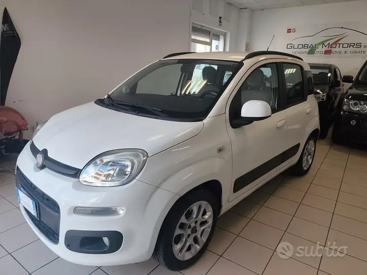 Fiat Panda 2012 photo 2