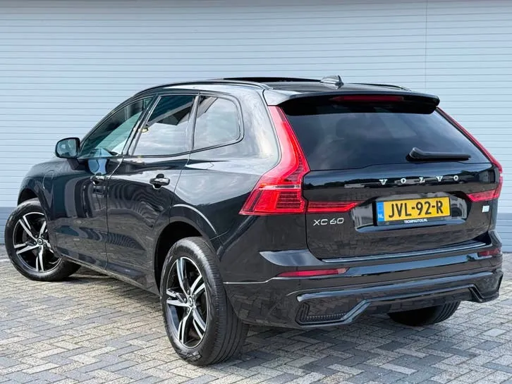 Volvo Xc60 2021 photo 2