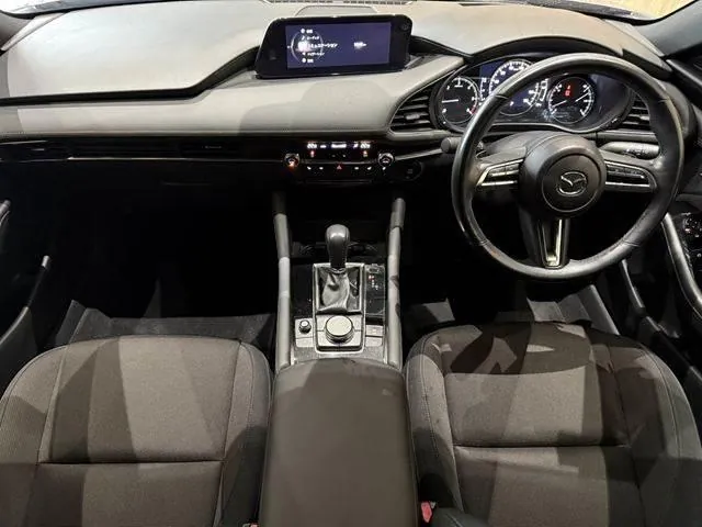 Mazda 3 2020 photo 3