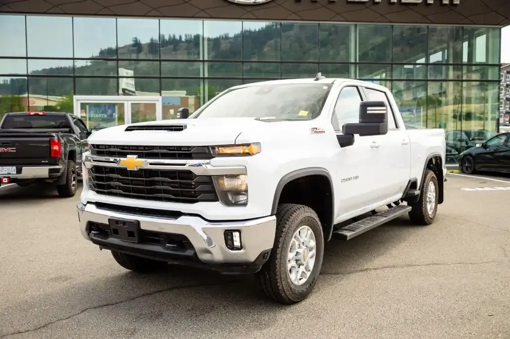 Chevrolet Silverado 2500 2024 photo 4