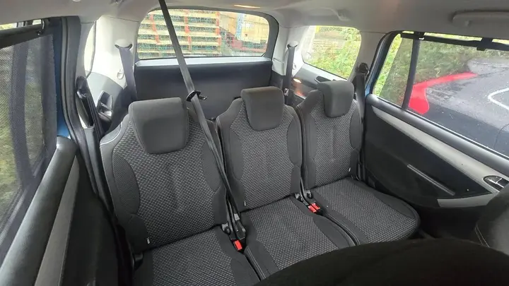 Citroen Grand C4 Picasso 2012 photo 4