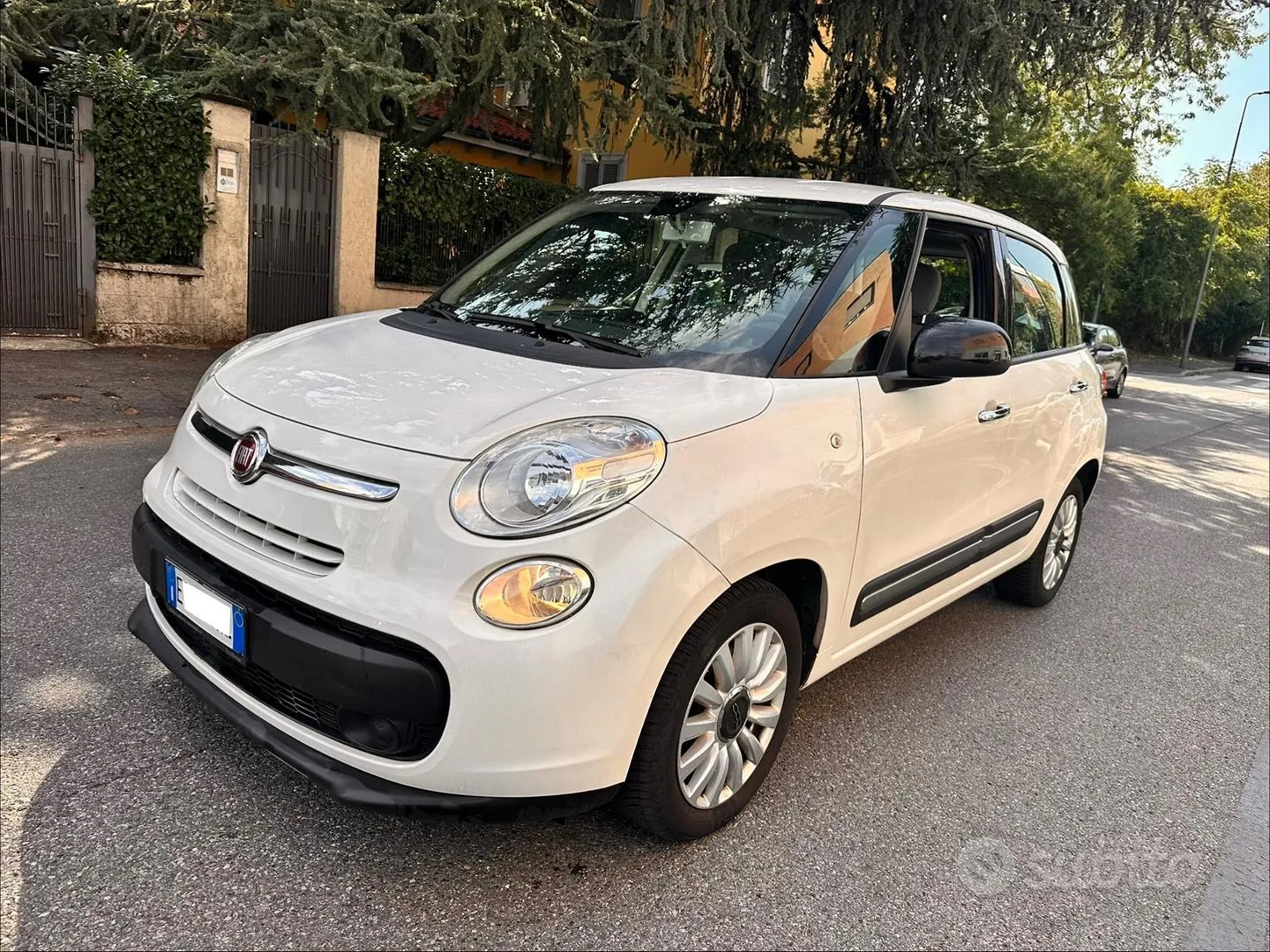 Fiat 500L 2013 photo 2