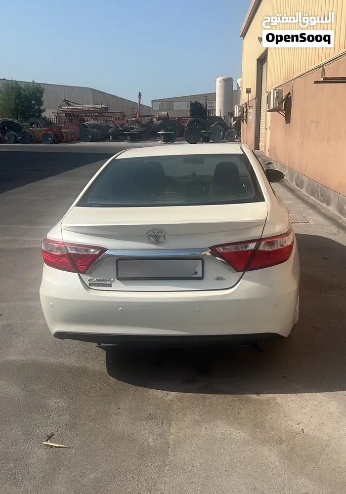 Toyota Camry 2017 photo 2