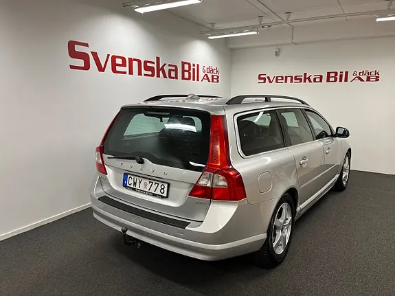 Volvo V70 2010 photo 3