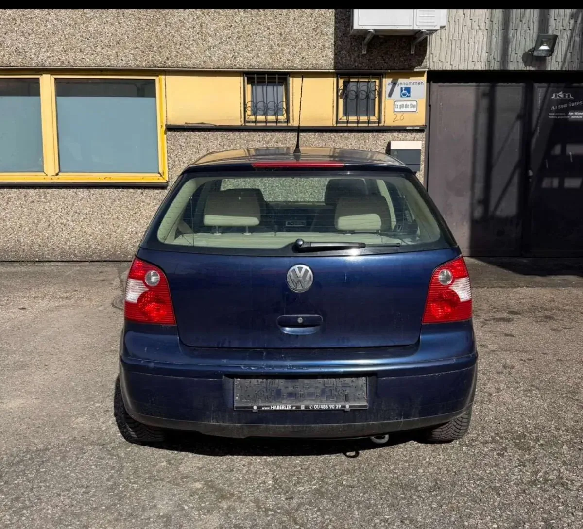 Volkswagen Polo 2003 photo 2