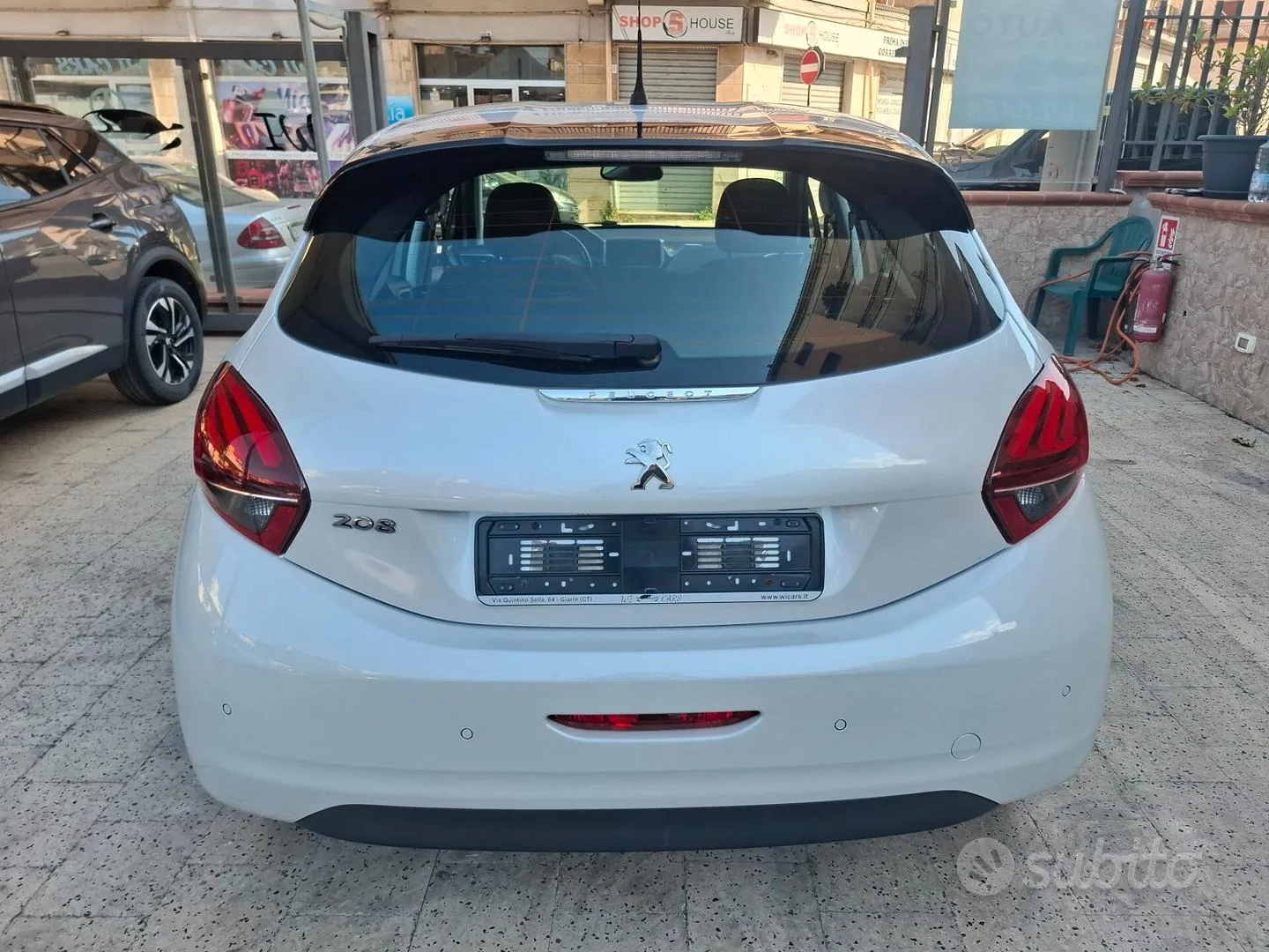 Peugeot 208 2017 photo 2