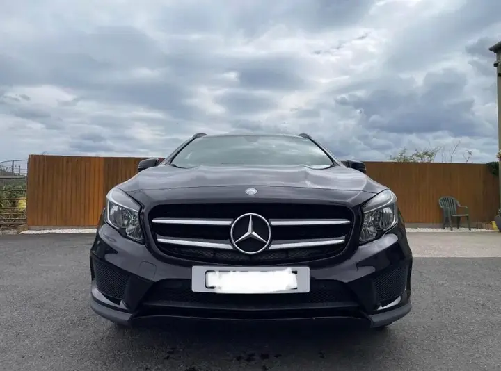 Mercedes-Benz Gla 2016 photo 2