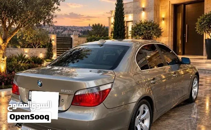 BMW 5 Series 2004 photo 2